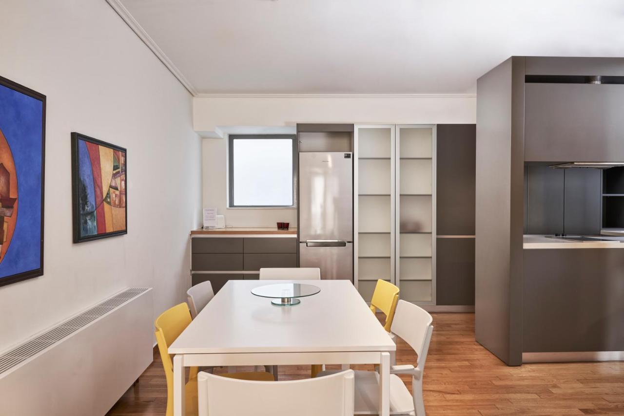 Contemporary & Comfy Apt Next To Acropolis Museum Athens Exterior photo